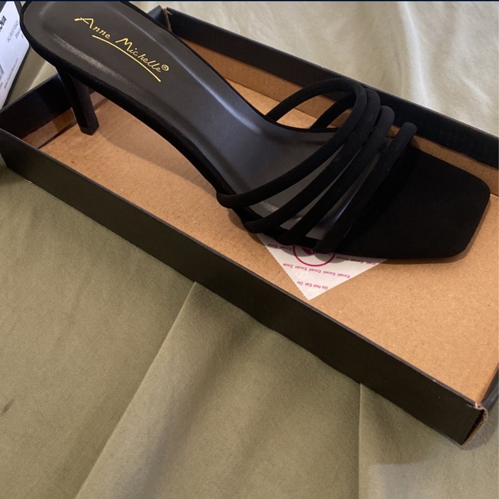 Sexy Black Heel